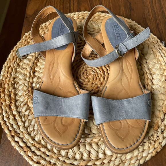 Born Sandals Size 10 Leather Rubber Comfortable Summer Vacation Casual Office - Picture 6 of 10